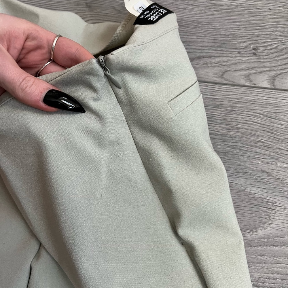 pastel green pants - Picture 6 of 8